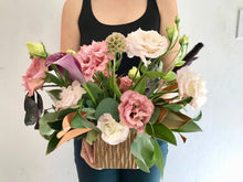 Load image into Gallery viewer, Designer&#39;s Choice Flowers